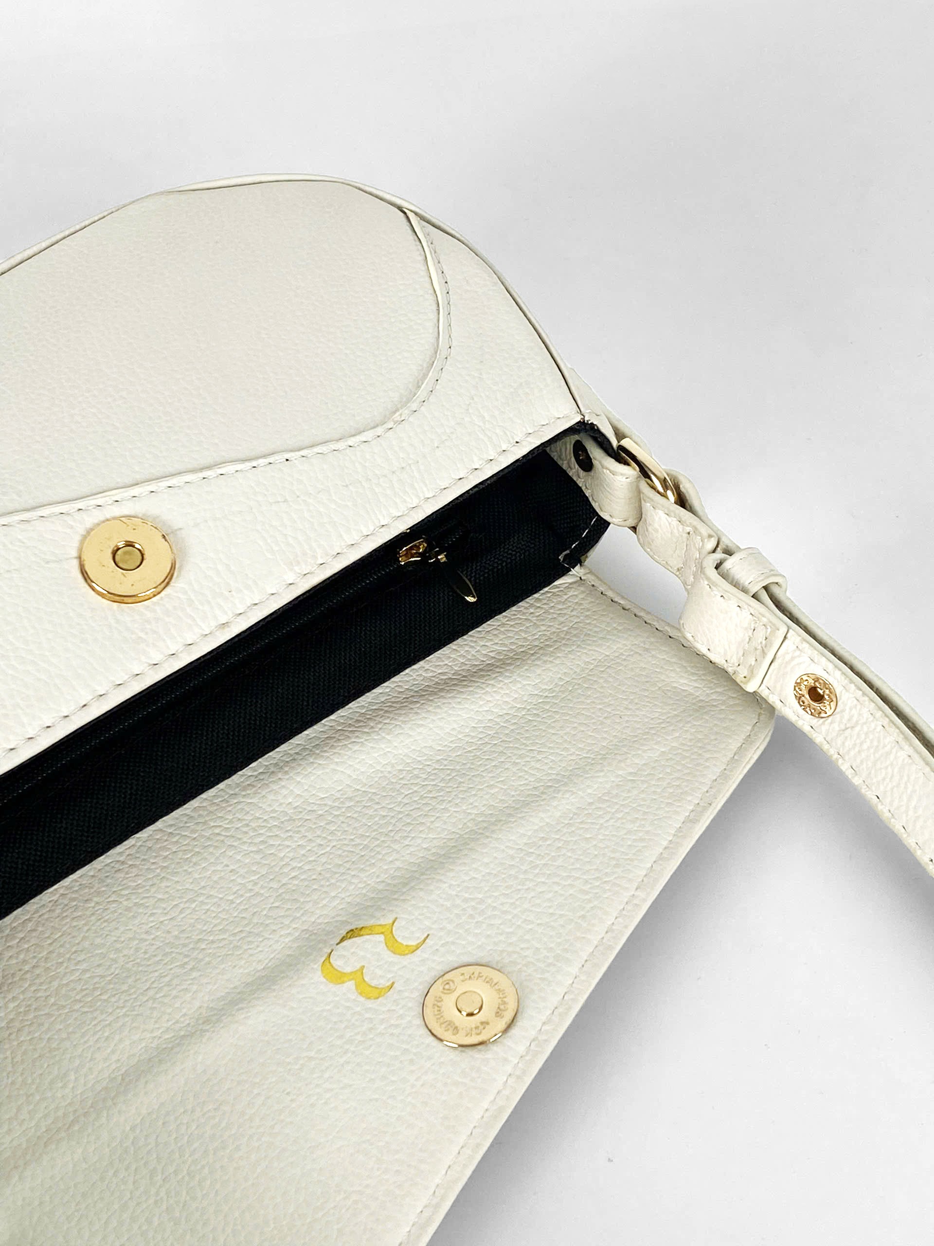  RB-TXD01 White 